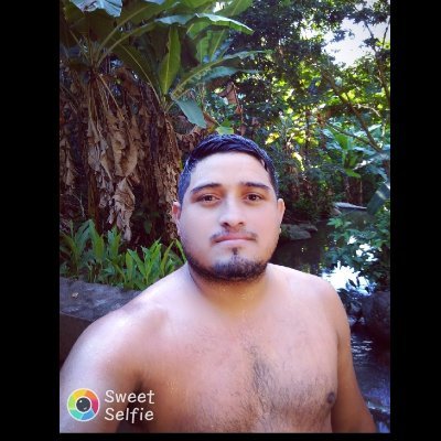 Tudo que quero é vencer, pois a vida é feita de batalhas e uma delas é mim conhecer. Quando eu achar o meu verdadeiro eu lhe digo.