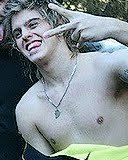 Dona : @oisoubella , apaixonada pelo @thomasrestart , a cada dia cresce mais ainda o meu amor por você sz ;   
since : 20/10/10