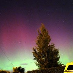 Dunedin Aurora: An amateur geomagnetic observatory operating in Dunedin, New Zealand. Live data and forecasting of auroral displays