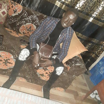 fall_mathieu's profile picture. Red for ever