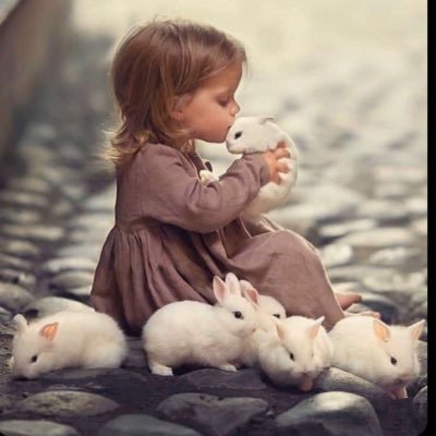 eee51699242's profile picture. معلمه 👒