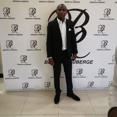 Mananga68482645's profile picture. étudiant