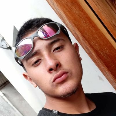 AndersonR999's profile picture. "Nunca foi sorte, sempre foi Deus" ⚽
Atleta: @londrinaec
Curitiba-PR 🌎
Birthday 17/01 🎉