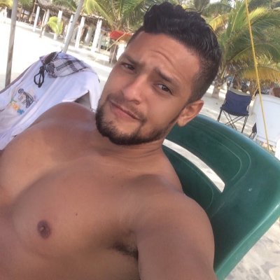 imalexsanchezh's profile picture. Odontólogo UC 🇻🇪 Beach lover