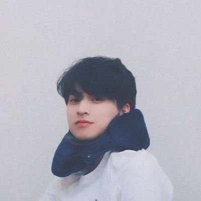 TxHeuFBfIKLJCiD's profile picture. ❤繆糕 拒绝blx毒唯鬼船🙅  圈地自萌