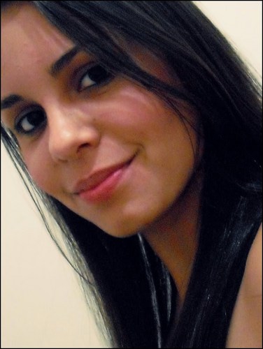 Para aquele que ama,a pessoa amada é a mais bela paisagem do mundo.Ela é um toque de encanto que provoca em nos um sorriso e colore nossa vida