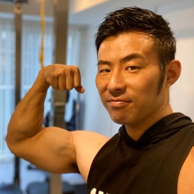 ishino1982's profile picture. 全米スポーツ医学協会認定スペシャリストトレーナー/国家医療資格者/元ガリガリ/カッコいい身体を競うコンテスト元日本代表/38歳筋トレパパ/美・健康・ライフスタイルに関するつぶやき