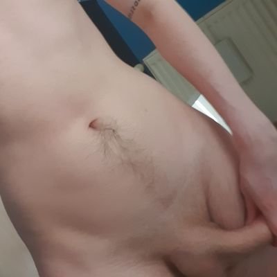 Here to have a good time
26 - gay - single - horny all the damn time
https://t.co/a5y66Ei7bK