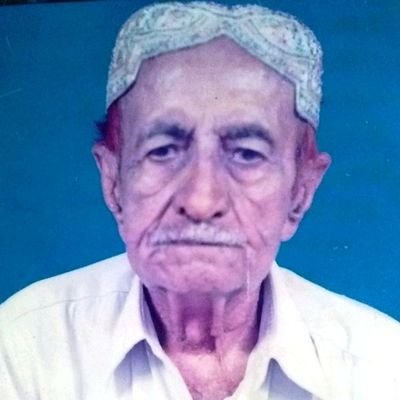 Hassanali33328's profile picture. ‏کوئی آئینہ کتنا ہی چمکتا ہو اسکی پشت ہمیشہ کالی ہوتی ہے ۔