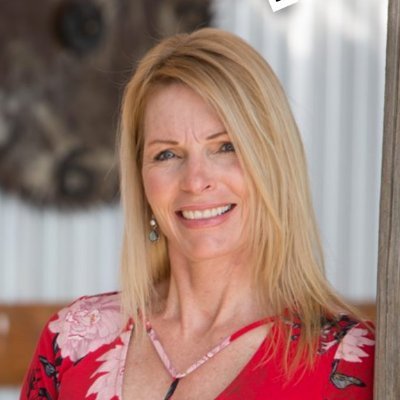 Associate Professor--educator (ed tech*gaming*emerging tech*web-based learning*gender&tech) + grandparent + cattle rancher + outdoor enthusiast
