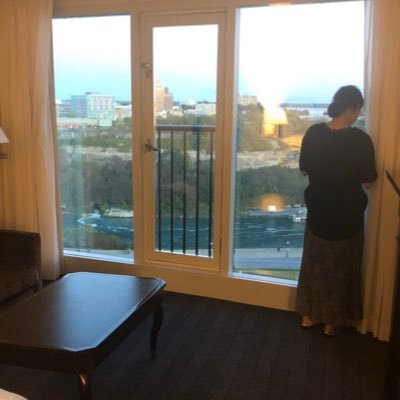 アイナナ:百ちゃん。twst:けーくん、ヴィル様。とうらぶ:山姥切長義。ヒプマイ:バスブロ特にサブちゃん。などなどを推してます。基本的に箱推しだし地雷皆無の平和村出身のお腐れ。相互デース