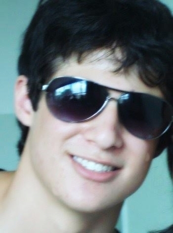 14 anos,taurino,música,futebol,praia,follow me (:
