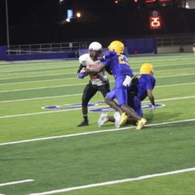 WR 165 SS⛽️ 6’0💪🏾 #23 GOD FIRST‼️🏈 @liltaylor_238🏈🏀