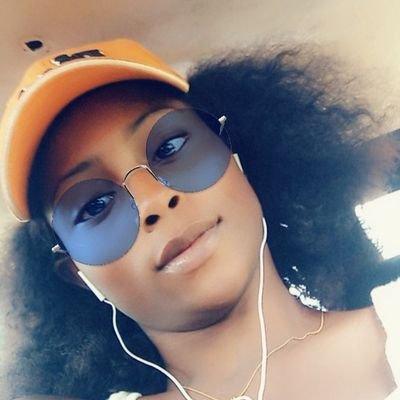 I'm a very simple and loving girl