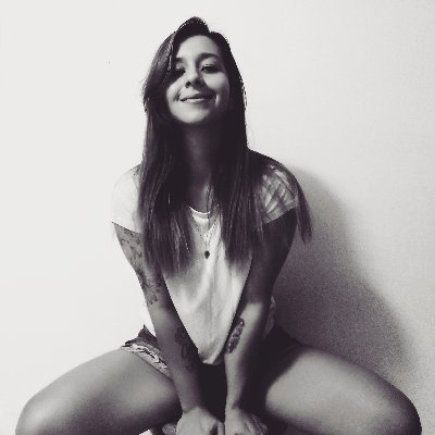 ninafa_'s profile picture. Crossfit lover 🏋🏻‍♀️🔥 | Sustainable Development 🌿🌊🐆 | Life is too short to be anything but happy 💫