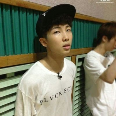 valenti70321975's profile picture. I Purple You💜 @BTS_twt