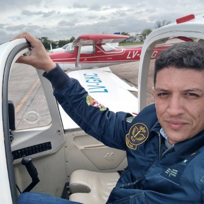 PPA, MERA, Técnico Aviónico Coordinador de Mantenimiento de Simuladores de Vuelo AR (CeFEPRA). Creador de Charlas Aeronáuticas en Cuarentena.