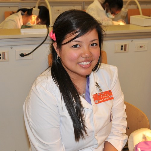 linhylinh's profile picture. Recent NYUCD graduate and YouTube vlogger. Always busy and stressed, but somehow I'm still finding that I LOVE my life.