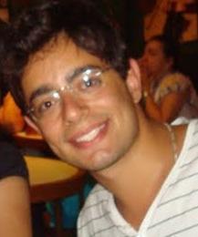 Estudante de Publicidade e Propaganda, Cruzeirense, Mídia Online, fã de SEM, PPC, Marketing Digital, NerdCast e Biscoito recheado. Atualmente na @planb_com