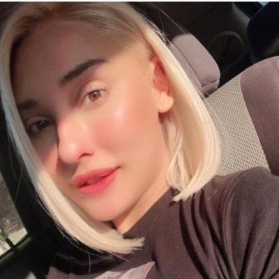 ZarinaAnjoulie_ Profile Picture