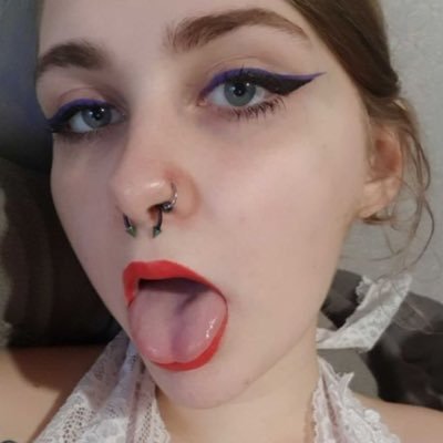 elkbae's profile picture. 