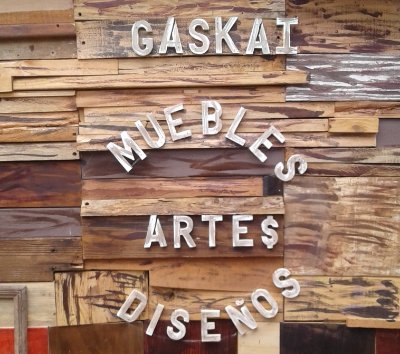 MUEBLES, ARTES Y DISEÑOS solucionamos los problemas de su hogar con diseños y confección de mobiliarios en general