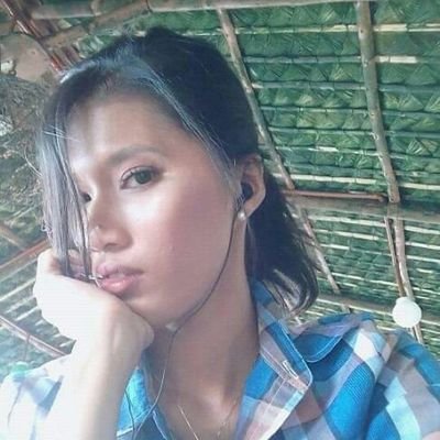 22 | wattpadian | like collecting books | Sugu ni oku ni naru 💑
