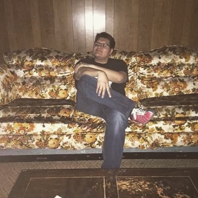 LeviBointy's profile picture. oof. it's hard to live righteous.