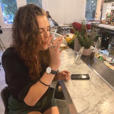 RoastedRobinson's profile picture. 