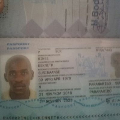 RineeKenneth8's profile picture. ben boslandcreool stam aukaner huidkleur chocolade bruin oog kleur donker bruin marron  links rechts oor gaatjes nationaliteit https://t.co/7cDdtP2mMK owner.