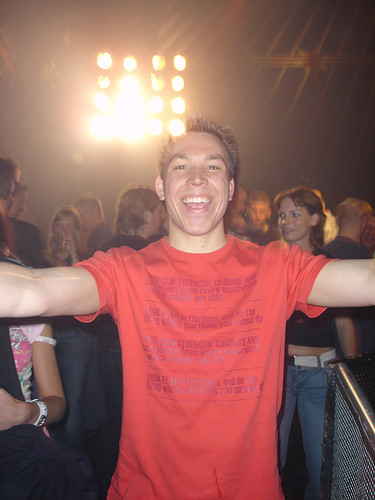 Dutch allround DJ / Partyjock since 1995 | More info at https://t.co/nw3h2OMTUc | Experienced web-developer | Likes my Triumph Daytona 675 motorcycle
