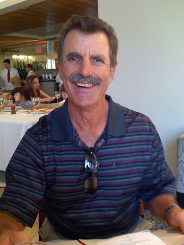 Jlitowgolfdoc's profile picture. UCLA undergrad, USC Med School, E M residency , now a golf junky and into ocean kayaking.  Die hard St Louis Rams, UCLA Bruins, LA Kings, Lakers and Dodgers fan