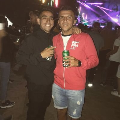 FekeEspinosa's profile picture. Nunca duermas sin un sueño. Ni te levantes sin un motivo . Marpla city 🌊. Profesor de Educacion Física. Aldosivi♥. https://t.co/6cgaFG8QNu