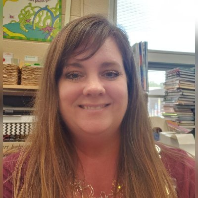 JynnSchlise's profile picture. Reading books! Loving My family! Living the Dream!