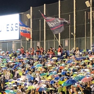 【#天野球場外野スタンド】では東京ヤクルトスワローズの応援歌を中心にプロ野球応援歌の動画をアップロードしていきます。
チャンネル登録・高評価・コメントよろしくお願いします。