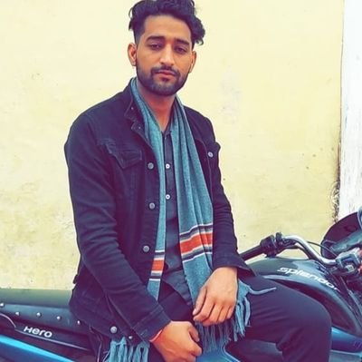 Proud🇮🇳Gurjar
love_u_mom_&_dad
Normal_guy_with_huge_dreams