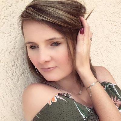 MissBholton's profile picture. South Africa 🇿🇦 '91
Educator👩‍🏫
Netball Coach🏐
Mentor / Encourager 💜
-- Jeremiah 29:11 --🌻

Be kind, always💛