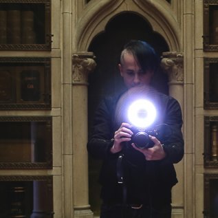 🎃 Queer non-binary photographer 🦇 all opinions are my cats.🦉 https://t.co/UloSiOlAro. https://t.co/nWbRFconSi