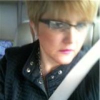 Elaine Ross - @ElaineR35423814 Twitter Profile Photo