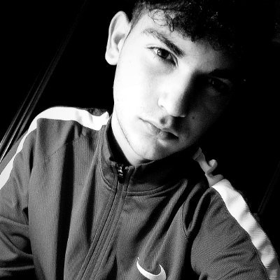 alepuentess's profile picture. 