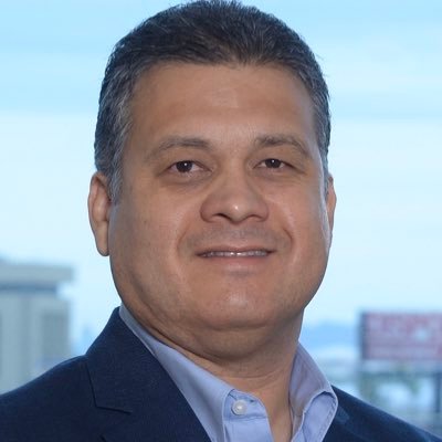Ciudadano hermosillense. Esposo, padre de 3 hijos y orgulloso abuelo. Presidente de Hermosillo ¿Cómo Vamos?