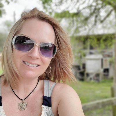 Tamglam281's profile picture. Mother, friend, nurse