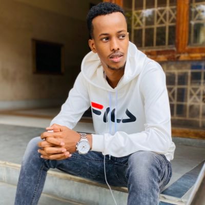 ElmiAbdihakin's profile picture. 𝓳𝓾𝓷𝓲𝓸𝓻 ⓘⓞⓢ𝓭𝓮𝓿𝓮𝓵𝓸𝓹𝓮𝓻, ⓤⓘ 𝓭𝓮𝓼𝓲𝓰𝓷𝓮𝓻, 🄿🅄🄱🄶, 𝘨𝘢𝘮𝘦 𝘰𝘧 𝘵𝘩𝘳𝘰𝘯𝘦𝘴, 𝘔𝘰𝘯𝘦𝘺 𝘏𝘦𝘪𝘴𝘵