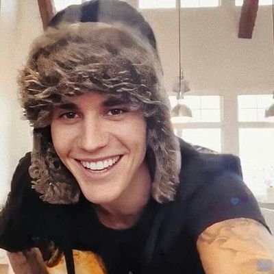 Swagroot7's profile picture. quebrada  do Bieber