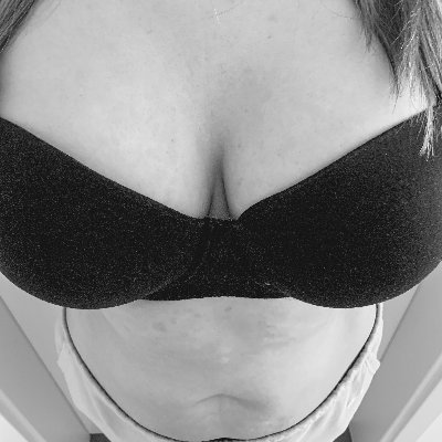 curvy_hotwife Profile Picture