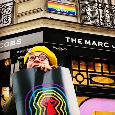 RousselMarieBl1's profile picture. créatrice, artiste, graphic designer, painter