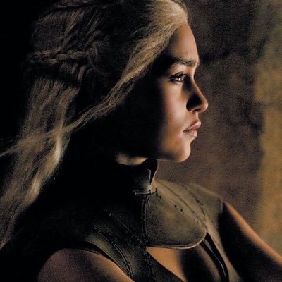 Jujulovex3's profile picture. 1. Nièce préférée de Mélenchon 2. Fille adoptive de Macron malgré elle.3. Filleule de Marine LePen malgré elle. #Insoumise #TeamJesus I ship God with humans🙏🏾