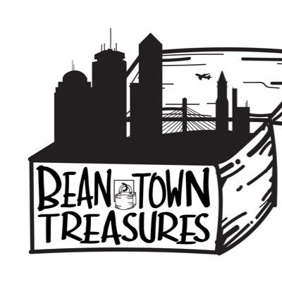 📍Boston Based Vintage Clothing company 💻 Purchasing can be done on website 💰 DM for inquiries as well 📷 Instagram : @beantowntreasures