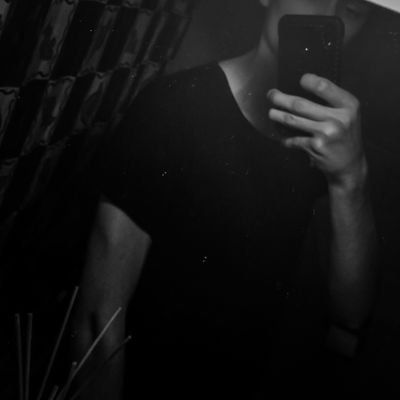 Andrew_Time_'s profile picture. 20