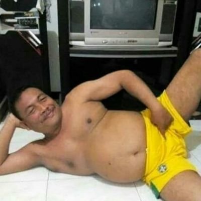 Simoncolo2's profile picture. maksiat